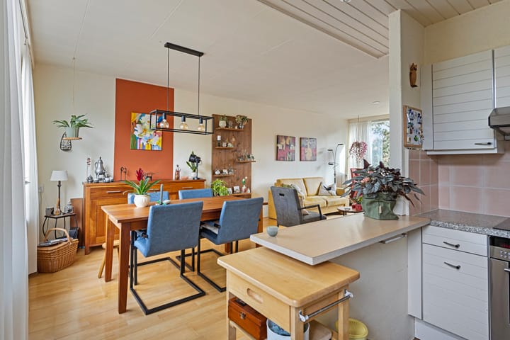 Photo 12 of Ds. van Couwenhovelaan 170