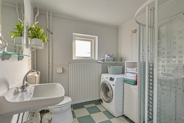 Photo 22 of Ds. van Couwenhovelaan 170