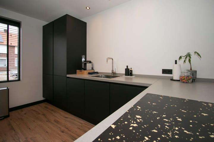 Foto 15 van Middelstestraat 53