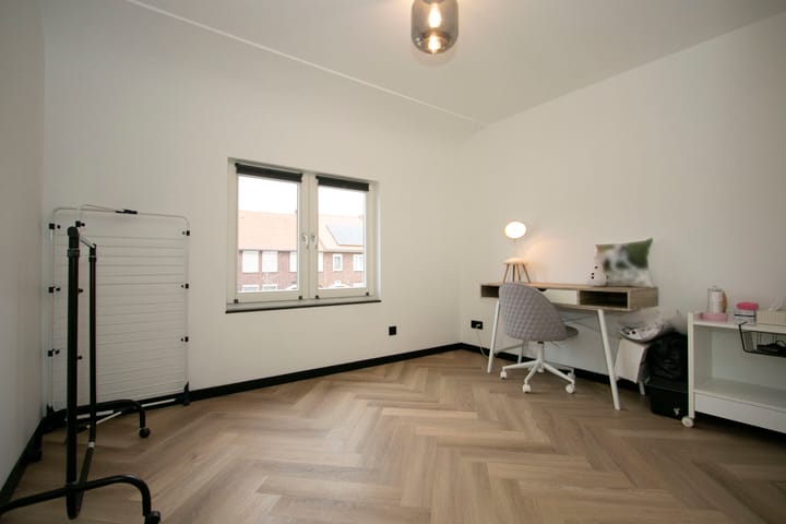 Foto 21 van Middelstestraat 53