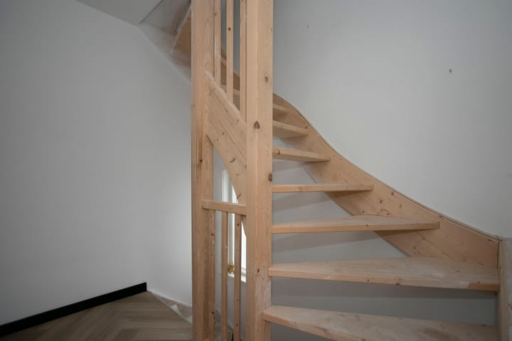 Foto 27 van Middelstestraat 53