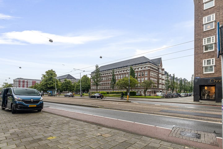 Bekijk foto 37 van Michelangelostraat 61-3