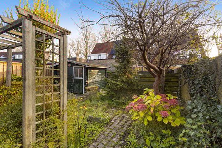 Foto 42 van Mina Krüseman-erf 140