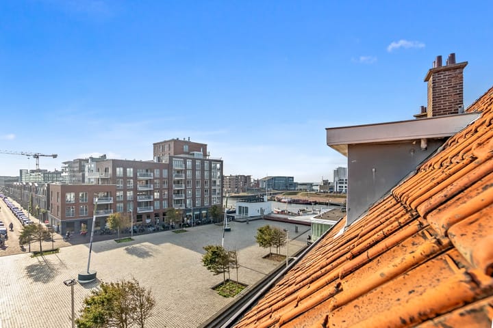 Photo 12 of Westduinweg 154-C