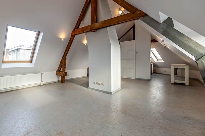 Photo 13 of Westduinweg 154-C