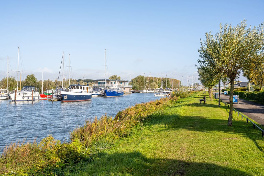 Foto 23 van Rijksstraatweg 186-315