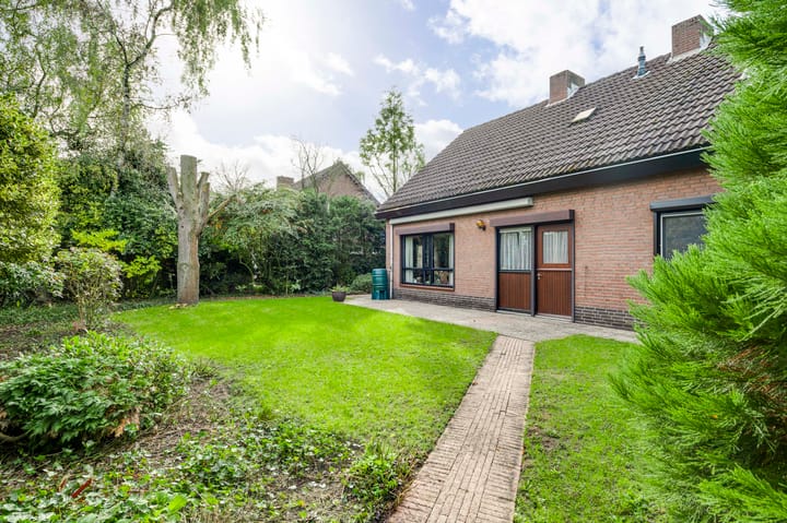 Foto 19 van Bosstraat 18