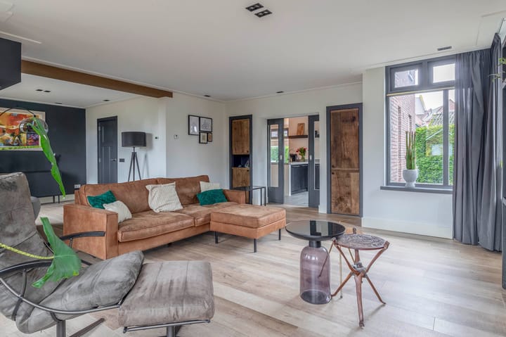 Foto 3 van Van Coothstraat 8