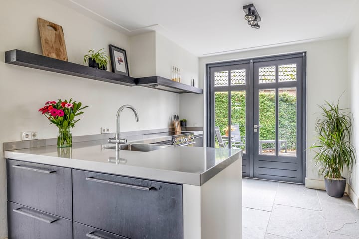 Foto 10 van Van Coothstraat 8