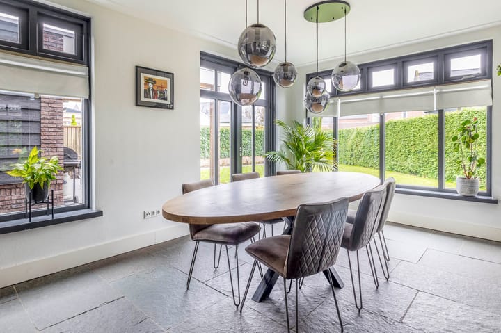 Foto 11 van Van Coothstraat 8