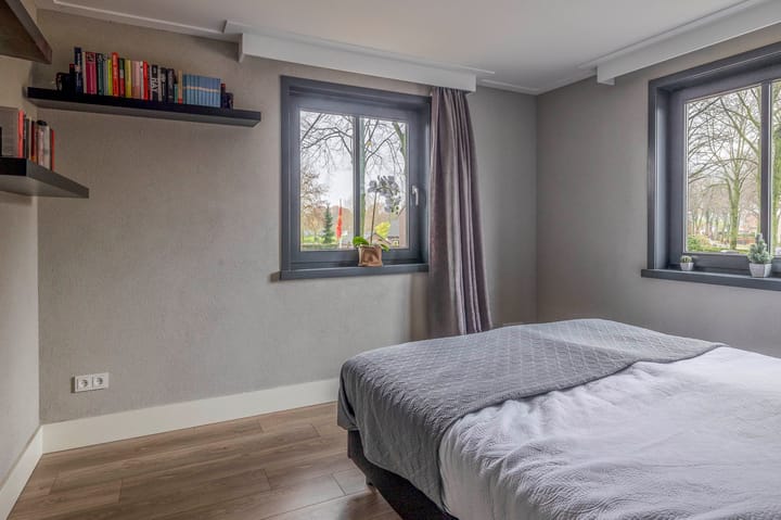 Foto 19 van Van Coothstraat 8