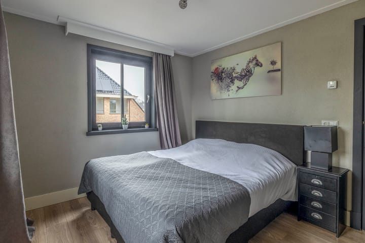 Foto 20 van Van Coothstraat 8