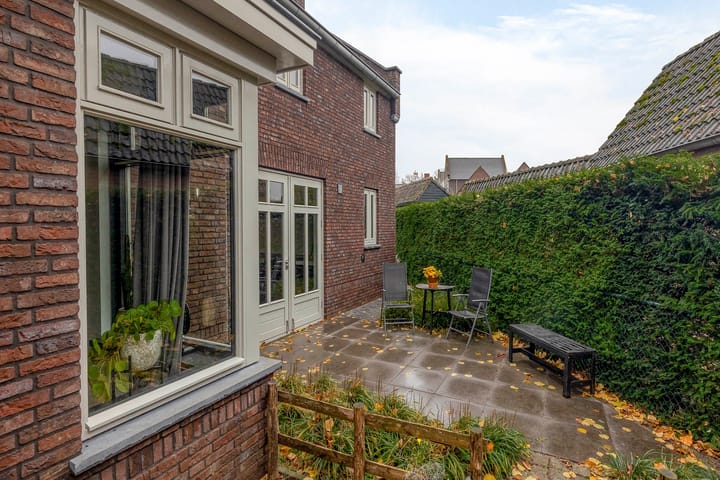 Foto 33 van Van Coothstraat 8