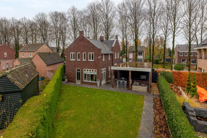 Foto 36 van Van Coothstraat 8