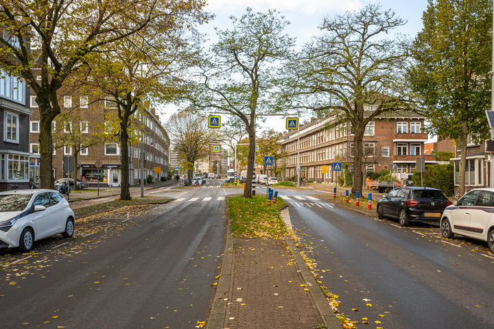 Bekijk foto 32 van Burgemeester Knappertlaan 225-B