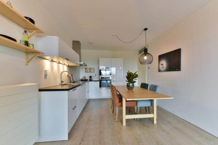 Foto 7 van Valeriaanweg 157