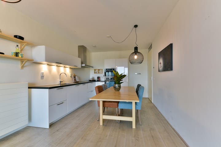 Foto 8 van Valeriaanweg 157