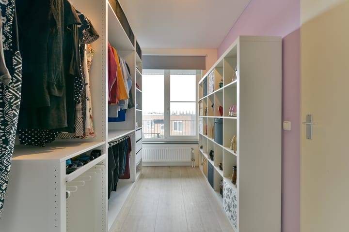 Foto 13 van Valeriaanweg 157