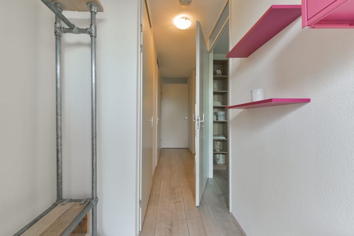 Foto 19 van Valeriaanweg 157