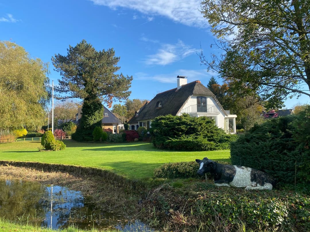 Photo 2 of van Limburg Stirumweg 13