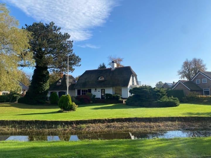 Foto 3 van van Limburg Stirumweg 13