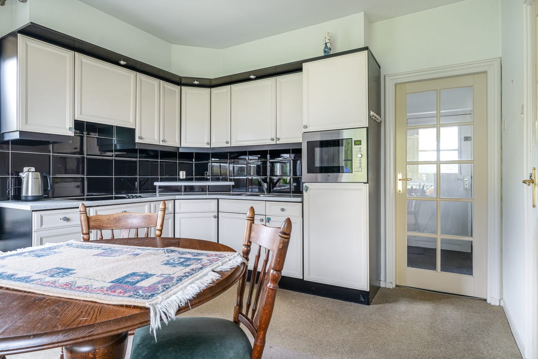 Photo 22 of van Limburg Stirumweg 13