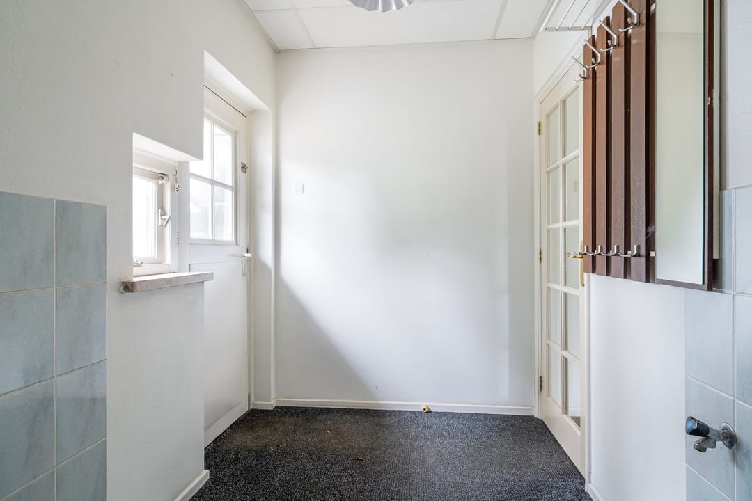 Photo 23 of van Limburg Stirumweg 13