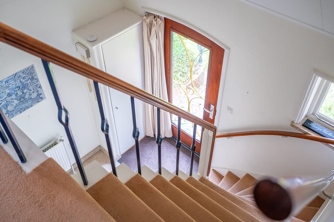 Photo 28 of van Limburg Stirumweg 13