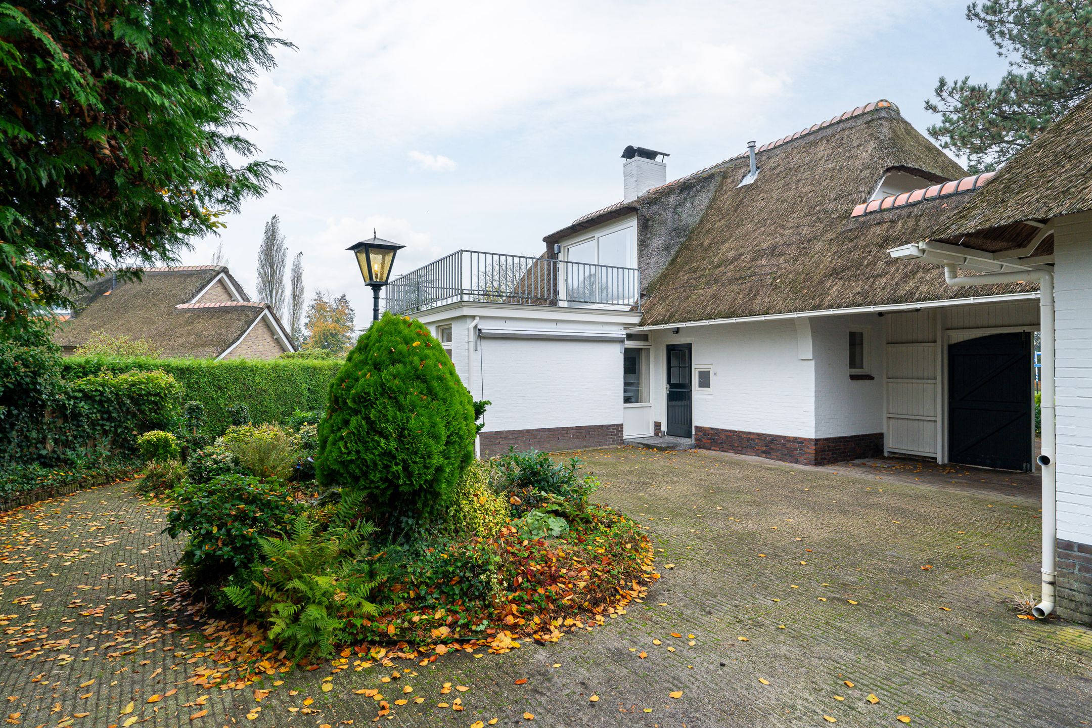 Photo 39 of van Limburg Stirumweg 13