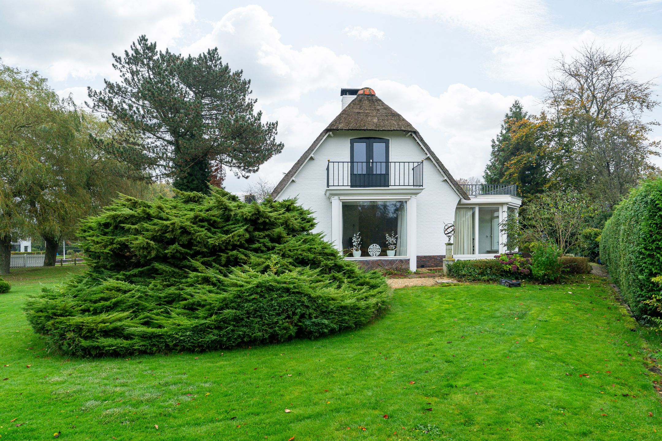 Photo 42 of van Limburg Stirumweg 13