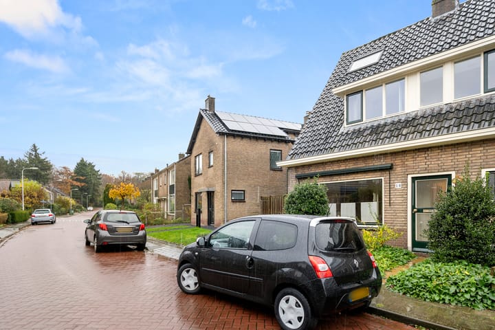 Foto 3 van Emmalaan 18