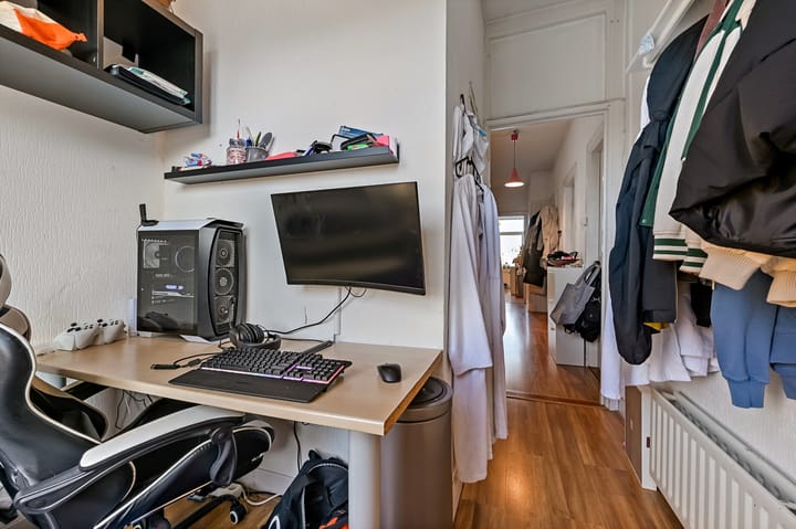 Foto 25 van Azaleastraat 7