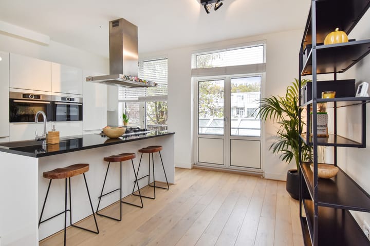 Photo 15 of van Heurnstraat 227