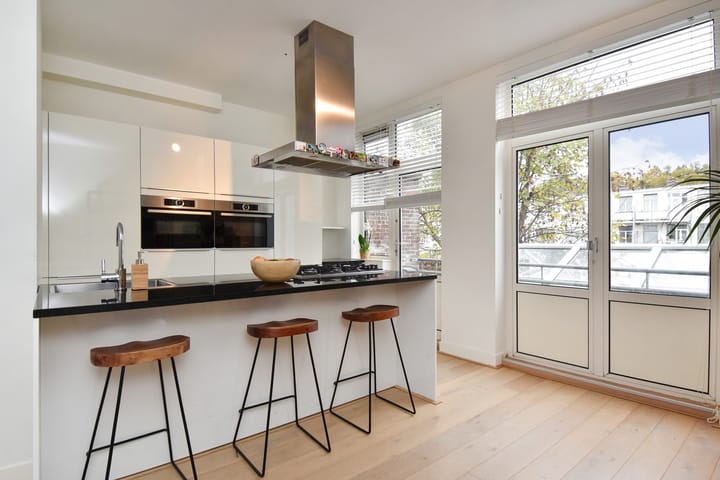 Photo 16 of van Heurnstraat 227