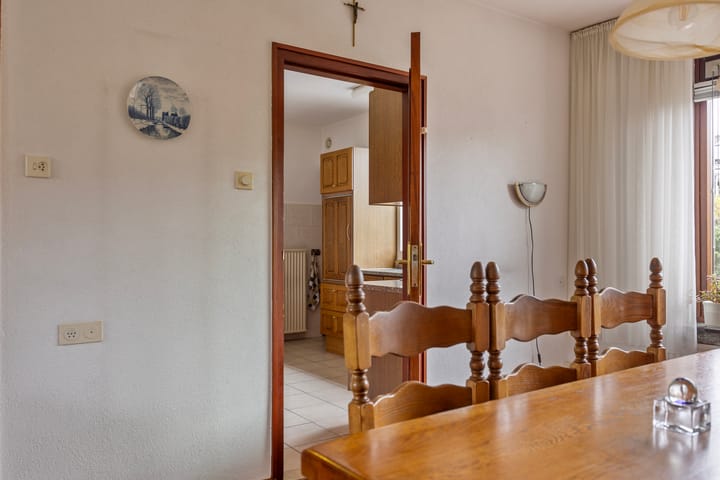 Foto 11 van Burgemeester Wallerstraat 146