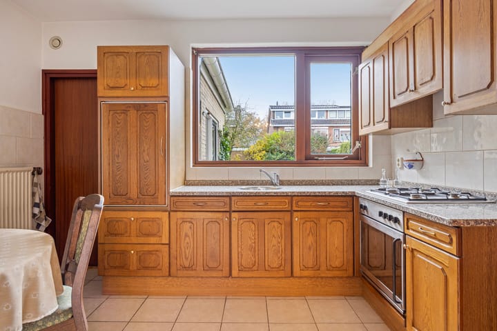 Foto 14 van Burgemeester Wallerstraat 146