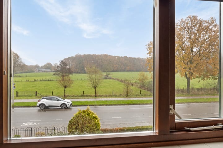 Foto 19 van Burgemeester Wallerstraat 146