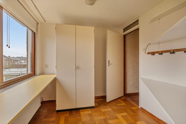 Foto 21 van Burgemeester Wallerstraat 146