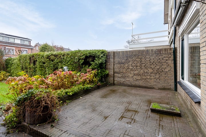 View photo 27 of Burgemeester Wallerstraat 146