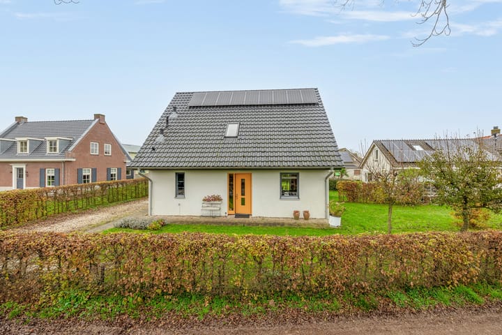 Foto 6 van Luchtenburg 2-A