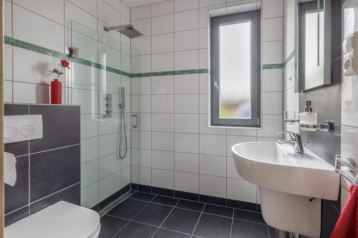 Foto 14 van Luchtenburg 2-A