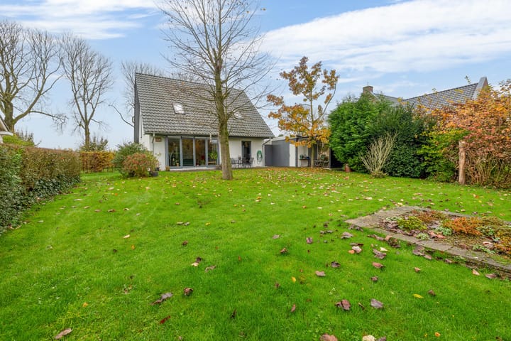 Foto 27 van Luchtenburg 2-A