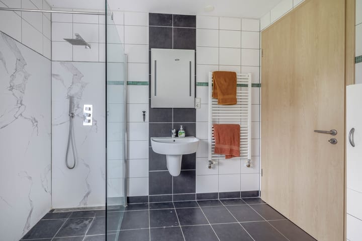 Foto 34 van Luchtenburg 2-A