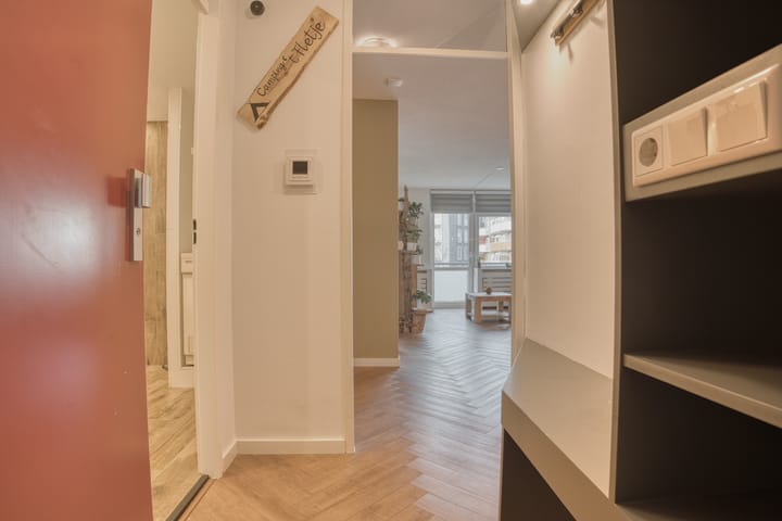 Foto 11 van Tomatenplein 169