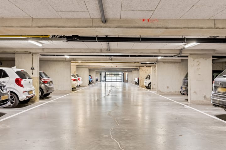 Foto 19 van Spieringstraat 19