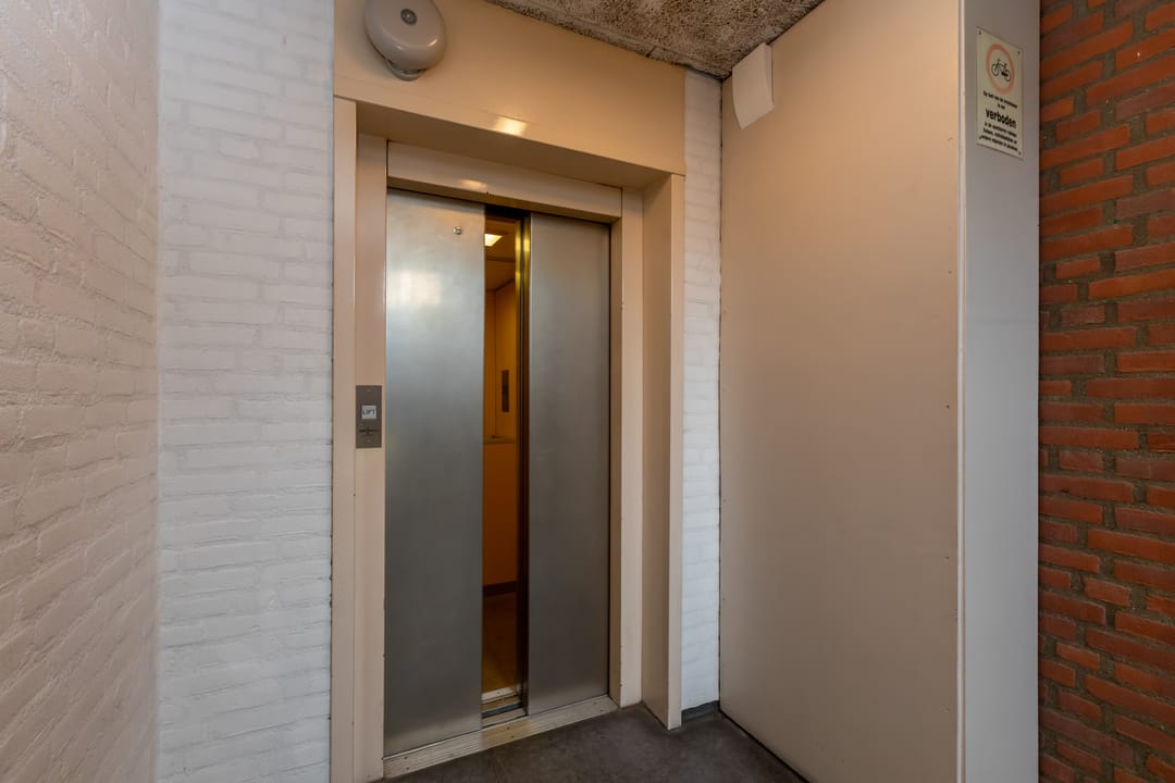 Foto 22 van Van Dishoeckstraat 58