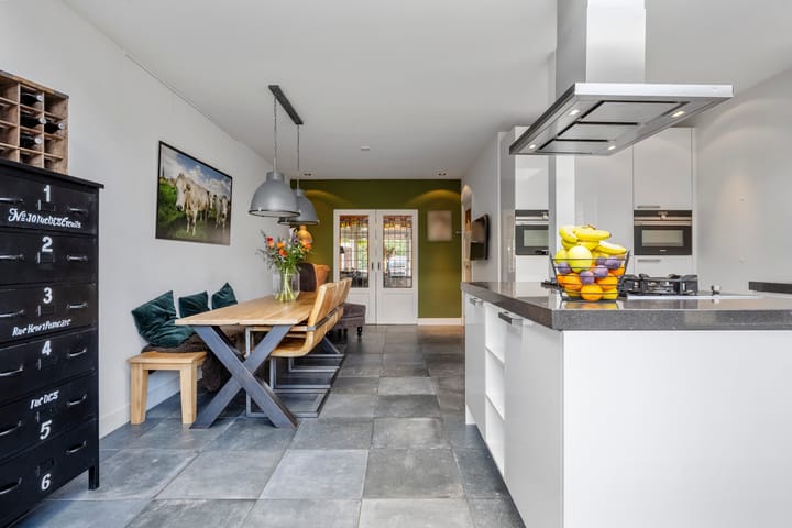 Photo 3 of Marsstraat 50