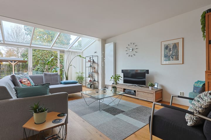 Photo 11 of Kennemerpoort 26