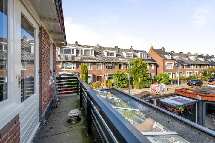 Photo 27 of Marsstraat 50