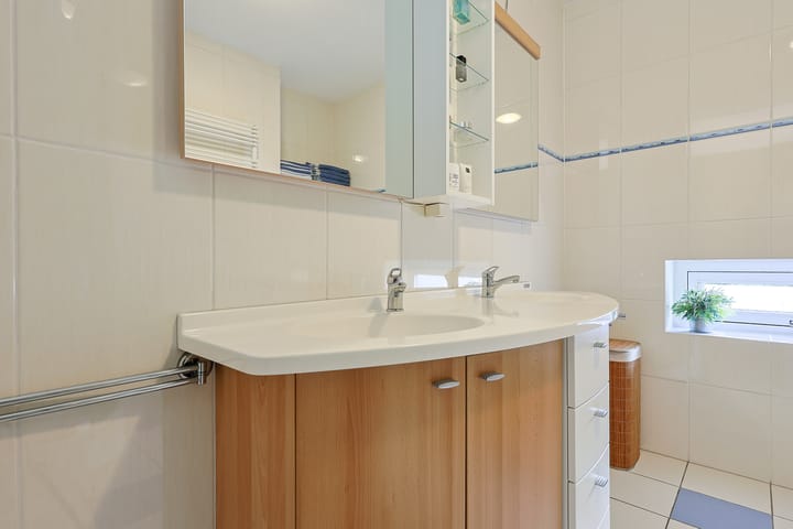 Photo 37 of Kennemerpoort 26